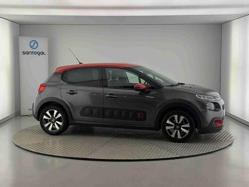 Cinzento Usado 2018 Citroën C3 Citadino | € 14.490 (Preço justo) - Imagem 1/4