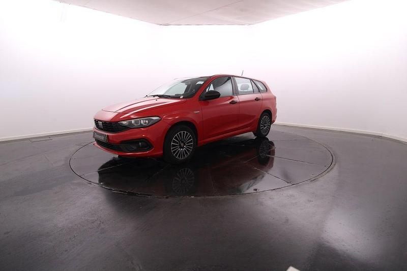 Vermelho Usado 2022 Fiat Tipo Wagon Carrinha | € 20.950 (Caro) - Imagem 1/4