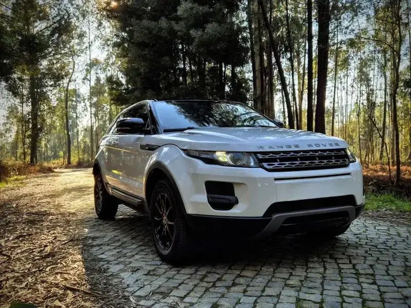 Branco Usado 2012 Land Rover Range Rover evoque Prestige SUV | € 18.900 - Imagem 1/4