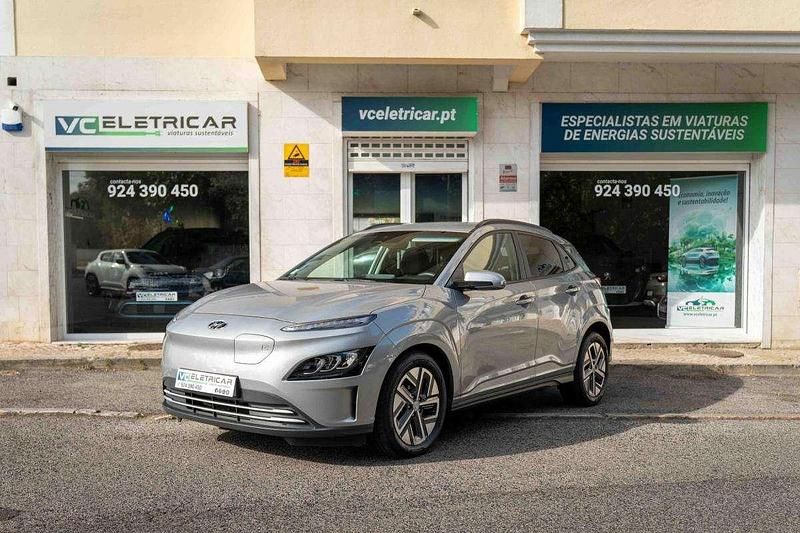 Cinza Usado 2022 Hyundai Kauai Prime SUV | € 24.000 (Preço justo) - Imagem 1/4