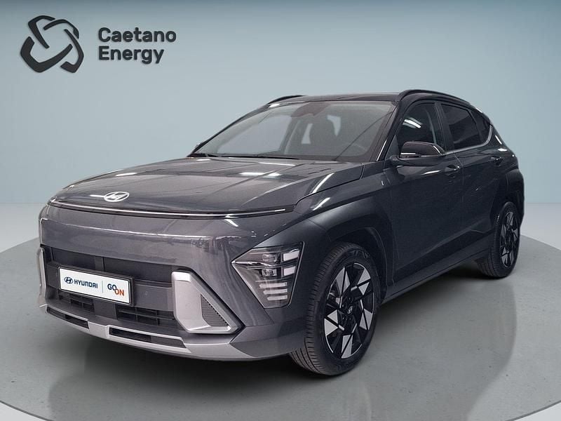 Cinzento Usado 2024 Hyundai Kauai SUV | € 32.990 - Imagem 1/4