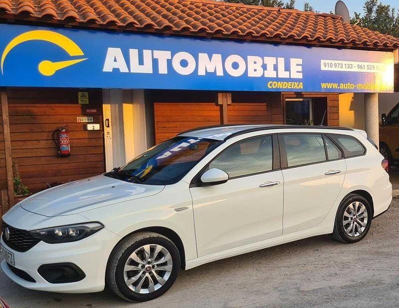 Branco Usado 2020 Fiat Tipo Wagon Carrinha | € 10.500 (Preço elevado) - Imagem 1/4
