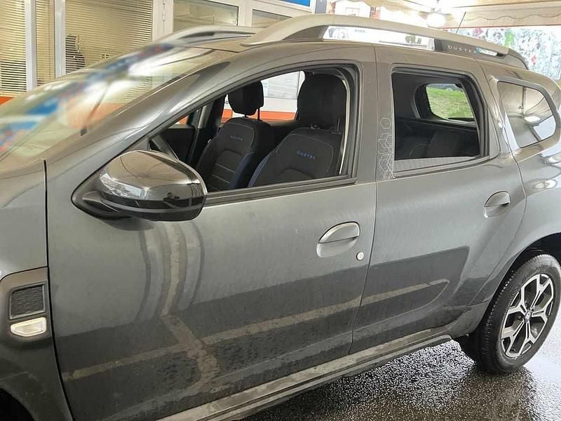 Usado Dacia Duster 101 HP (74 kW) 2020 Cinza SUV