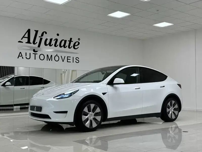 Usado Tesla Model Y 219 kW (299 HP) 2022 Branco pérola SUV
