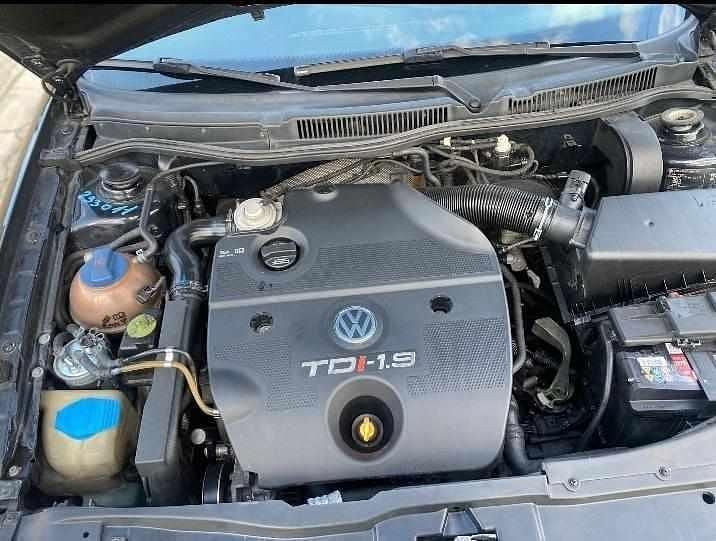 Usado VW Golf III 110 HP (80 kW) 1999 Preto Carrinha