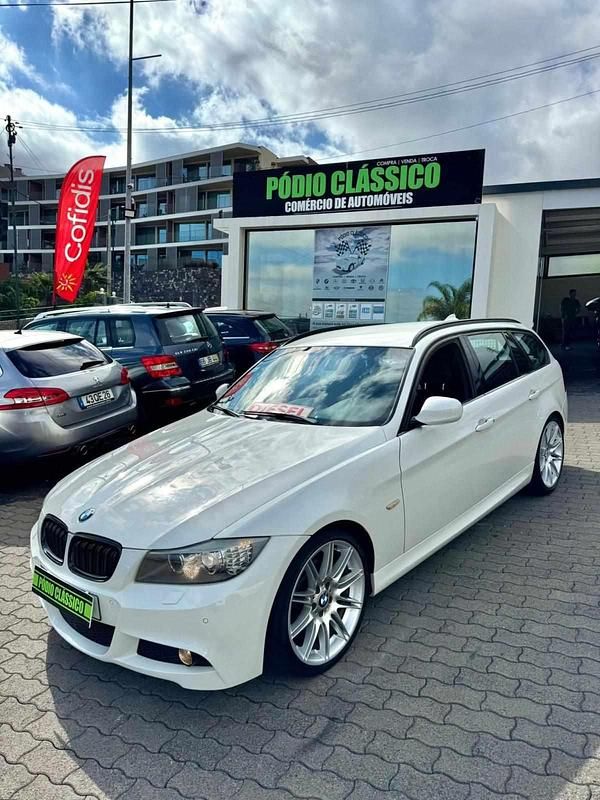 Branco Usado 2012 BMW 320 Carrinha | € 18.900 (Caro) - Imagem 1/4