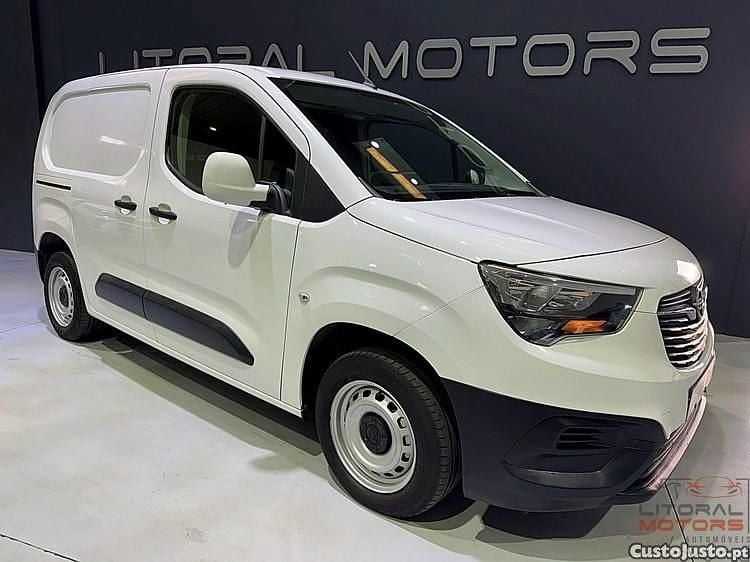 Branco Usado 2020 Opel Combo Edition+ | € 12.500 (Preço justo) - Imagem 1/1