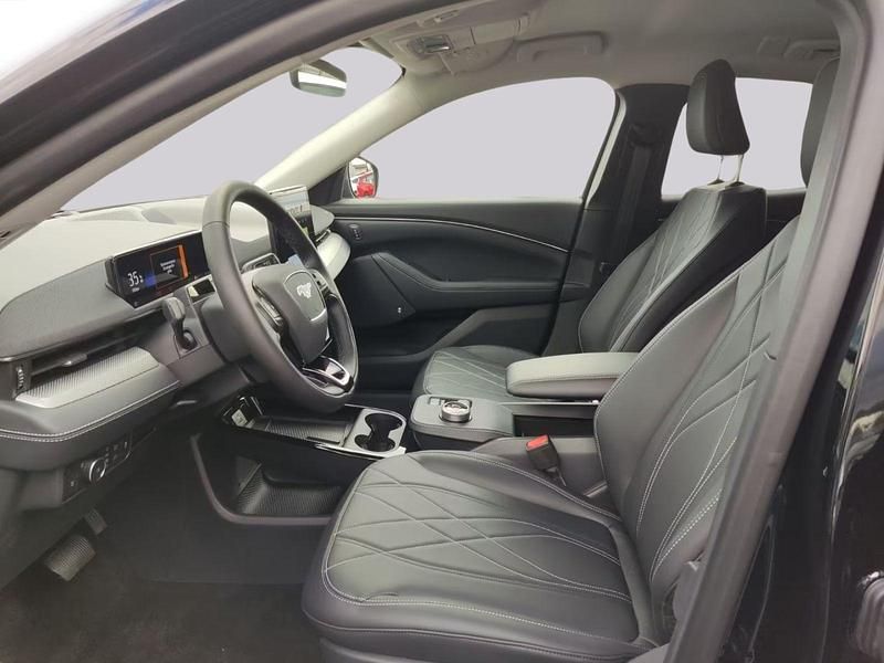 Usado Ford Mustang Mach-E 216 kW (294 HP) 2023 Preto SUV