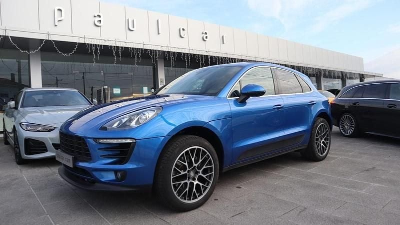 Azul Usado 2018 Porsche Macan SUV | € 39.500 - Imagem 1/4