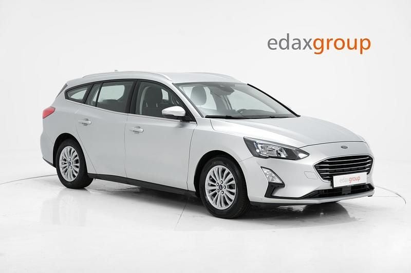 Usado Ford Focus 120 HP (88 kW) 2020 Cinzento Carrinha