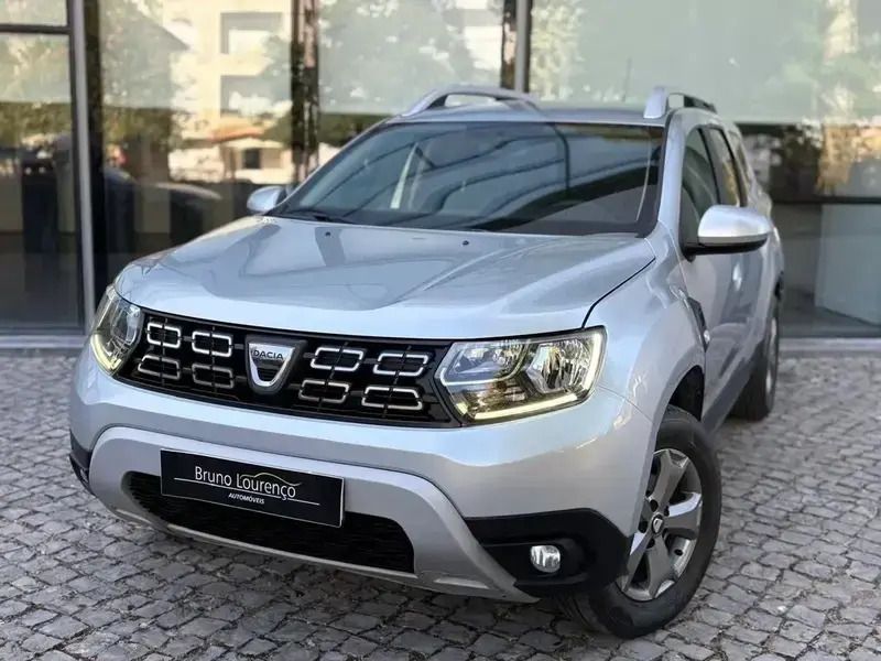 Cinzento Usado 2021 Dacia Duster Comfort SUV | € 16.900 (Preço justo) - Imagem 1/4