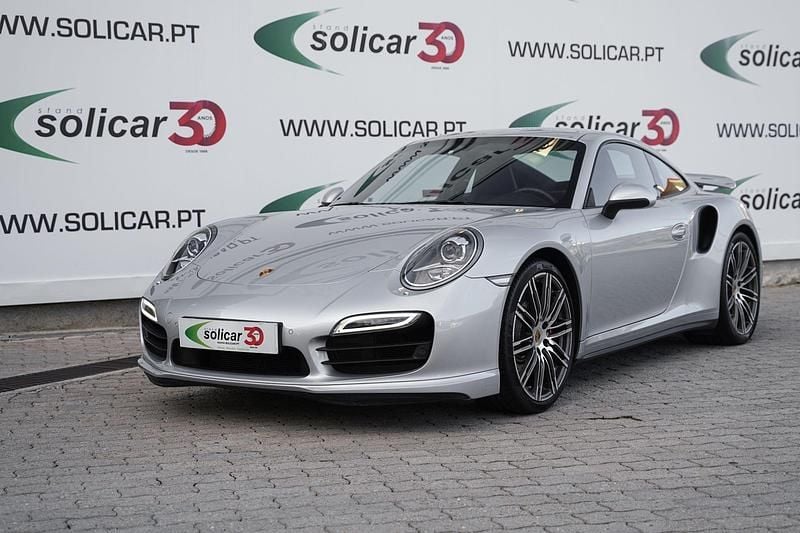 Usado Porsche 991 520 HP (382 kW) 2015 Cinza prata Coupé