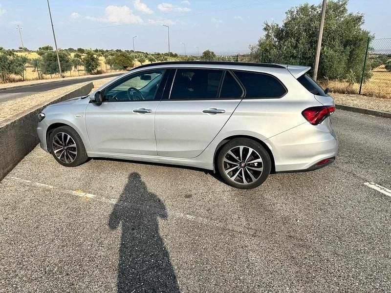 Cinzento Usado 2019 Fiat Tipo Carrinha | € 9.700 (Super Preço) - Imagem 1/4