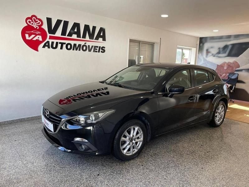 Preto Usado 2017 Mazda 3 Evolve Citadino | € 13.990 (Preço justo) - Imagem 1/4