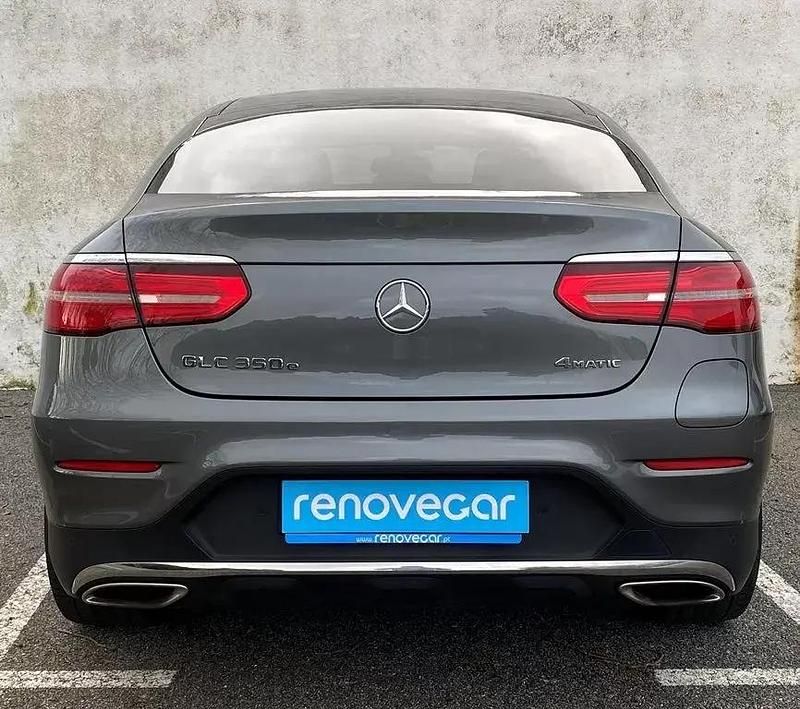 Usado Mercedes GLC350 320 HP (235 kW) 2018 Cinza antracite SUV