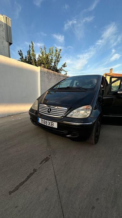 Usado 2004 Mercedes A140 Sedan | € 3.800 - Imagem 1/4
