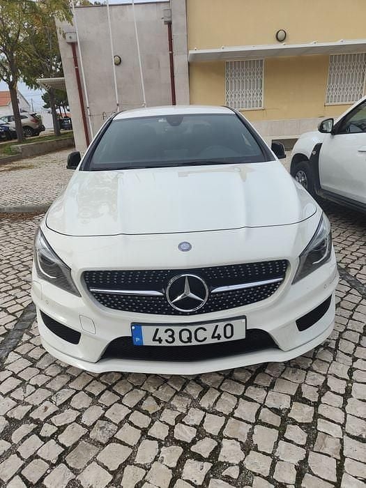 Usado Mercedes CLA200 AMG 130 HP (95 kW) 2015 Sedan