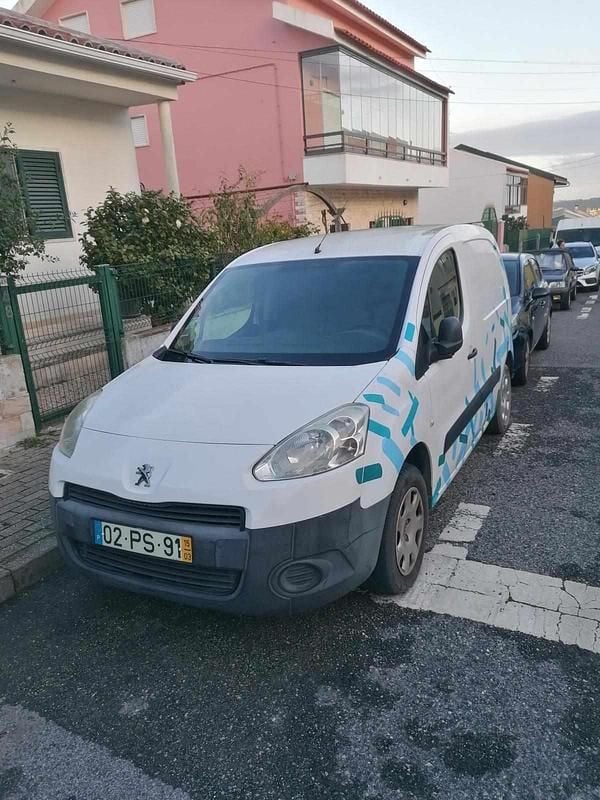 Usado Peugeot Partner 90 HP (66 kW) 2015 Branco Monovolume