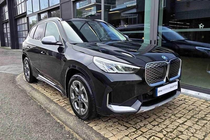 Usado BMW iX1 xLine 150 kW (204 HP) 2024 Preto SUV