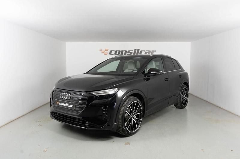Preto Usado 2022 Audi Q4 e-tron Sport SUV | € 35.890 (Bom preço) - Imagem 1/4