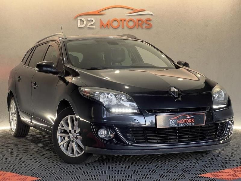 Usado 2012 Renault Mégane III Komfort Carrinha | € 6.990 (Preço justo) - Imagem 1/4