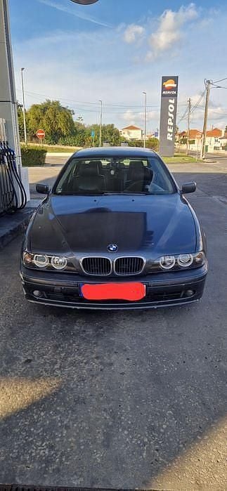 Usado 2001 BMW 520 Sedan | € 2.900 - Imagem 1/4