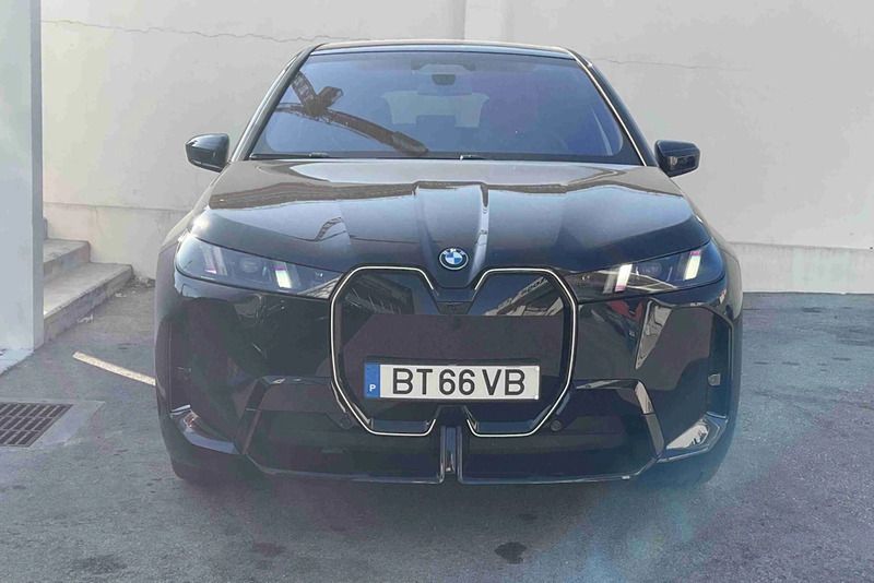 Preto Novo 2025 BMW iX Comfort Edition SUV | € 95.900 - Imagem 1/4