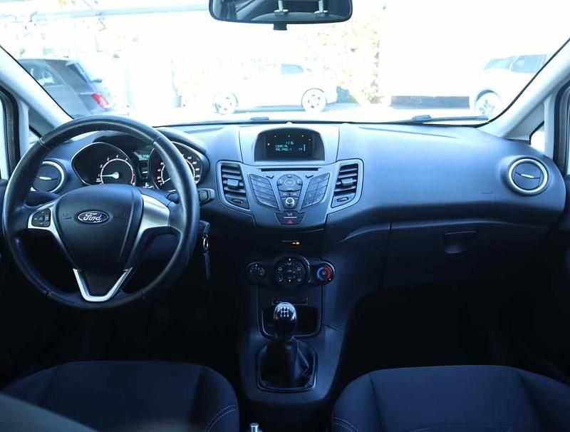 Usado Ford Fiesta 80 HP (58 kW) 2017 Branco Citadino