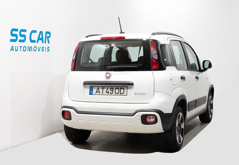 Usado Fiat Panda Cross Cross 70 HP (51 kW) 2022 Branco Citadino