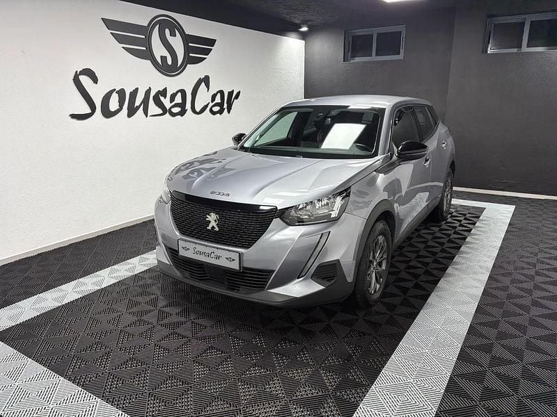 Cinza Usado 2022 Peugeot 2008 Active SUV | € 17.500 (Bom preço) - Imagem 1/4