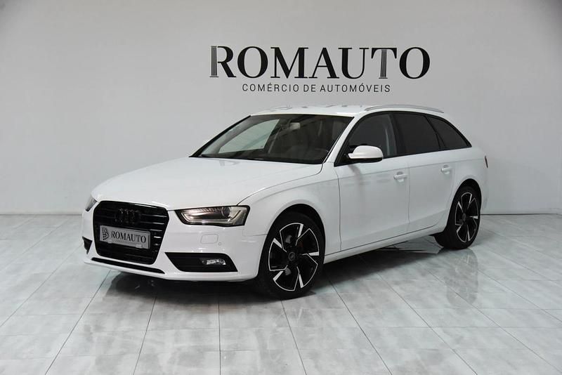Branco Usado 2013 Audi A4 Business Carrinha | € 14.900 (Caro) - Imagem 1/4