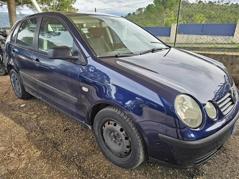 Usado VW Polo Basis 65 HP (47 kW) 2003 Azul