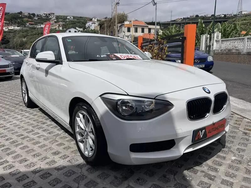 Branco Usado 2014 BMW 116 Sport Line Citadino | € 12.950 (Preço elevado) - Imagem 1/4