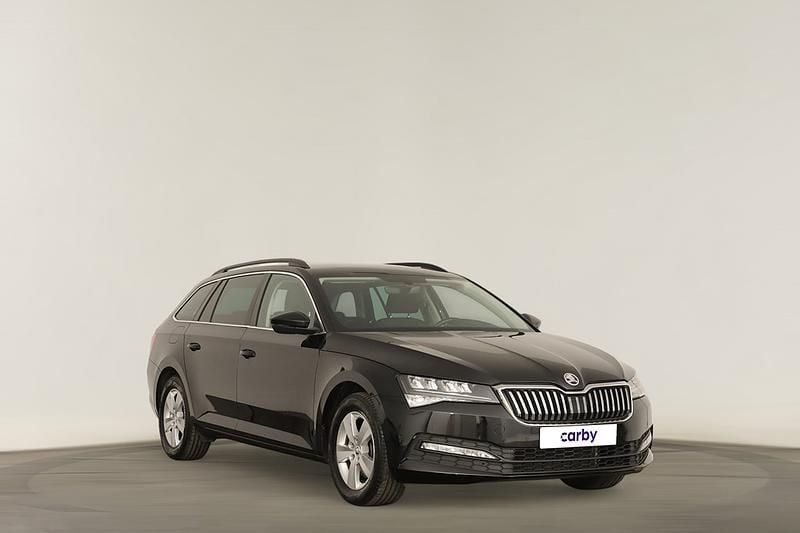 Preto Usado 2023 Skoda Superb Ambition Carrinha | € 30.990 (Preço justo) - Imagem 1/4