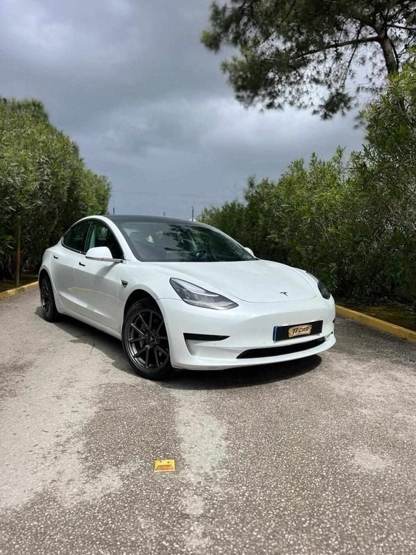 Branco Usado 2019 Tesla Model 3 Long Range Sedan | € 22.900 (Super Preço) - Imagem 1/4