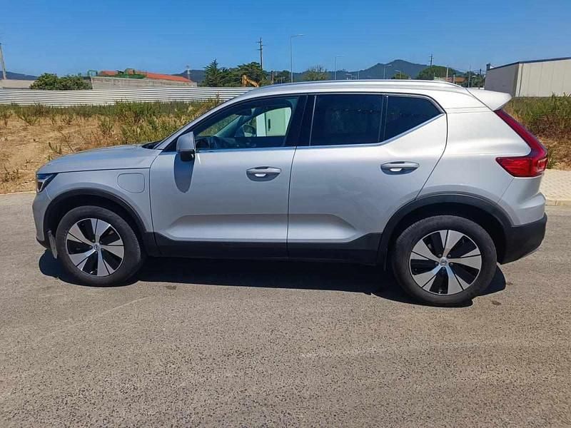 Usado Volvo XC40 211 HP (155 kW) 2023 Cinzento SUV