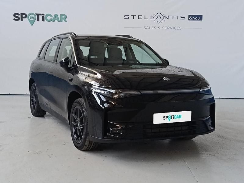 Usado Leapmotor C10 215 HP (158 kW) 2025 Preto SUV