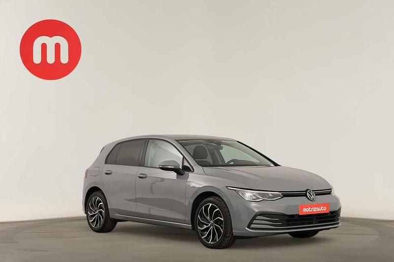 Cinzento Usado 2022 VW Golf VIII | € 24.699 (Preço justo) - Imagem 1/4