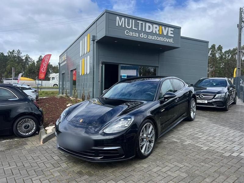 Preto Usado 2019 Porsche Panamera 4 Sedan | € 68.000 - Imagem 1/4