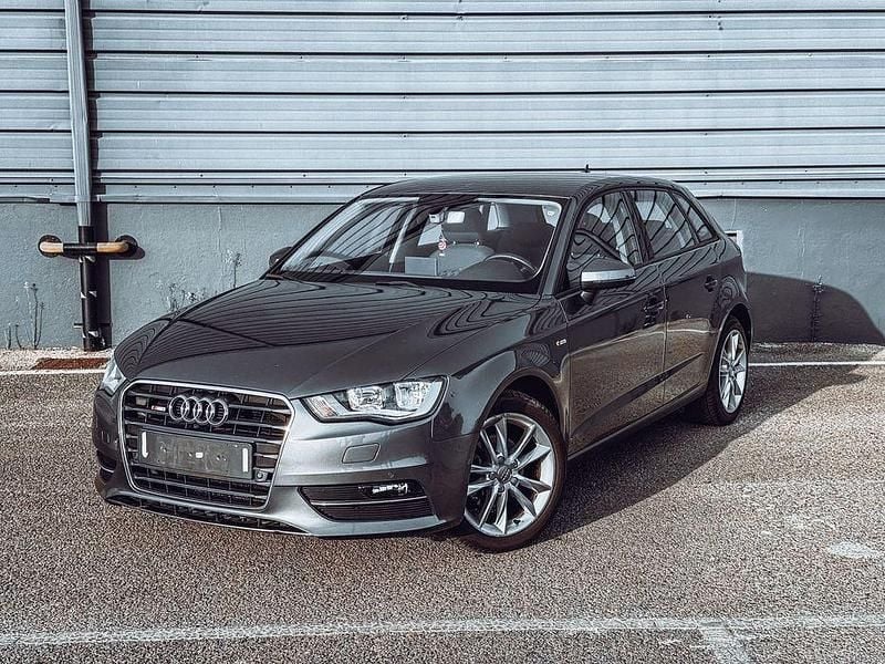 Usado 2016 Audi A3 S-Line Sedan | € 14.390 (Bom preço) - Imagem 1/4