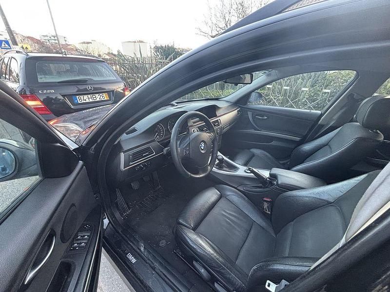 Usado BMW 320 163 HP (119 kW) 2006 Sedan