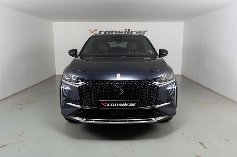 Usado DS Automobiles DS7 Crossback Rivoli 300 HP (220 kW) 2024 Cinza SUV