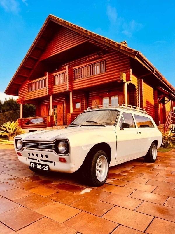 Branco Usado 1972 Ford Escort | € 12.750 - Imagem 1/4