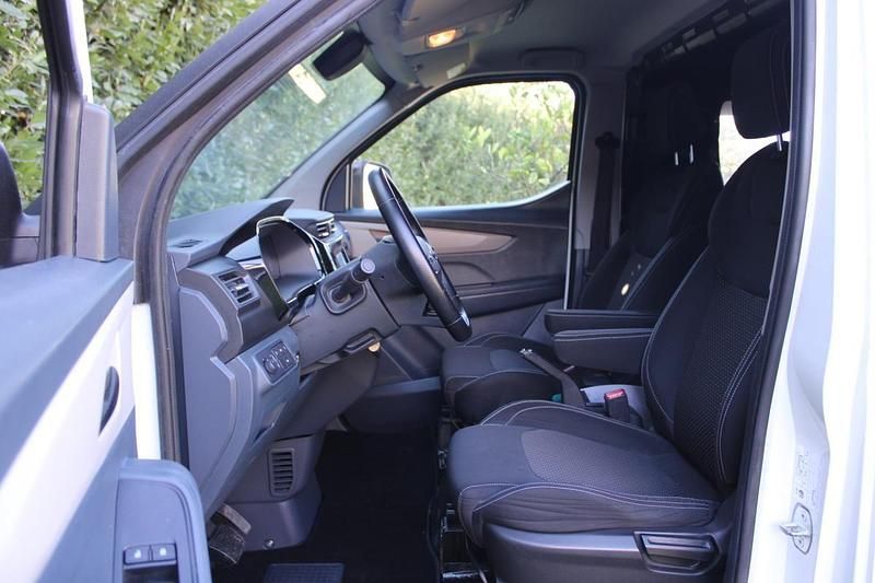 Usado Maxus eDeliver 3 88 kW (121 HP) 2021 Branco Van