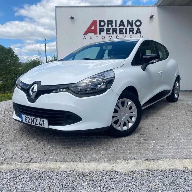 Branco Usado 2013 Renault Clio IV Komfort | € 9.500 (Preço justo) - Imagem 1/4