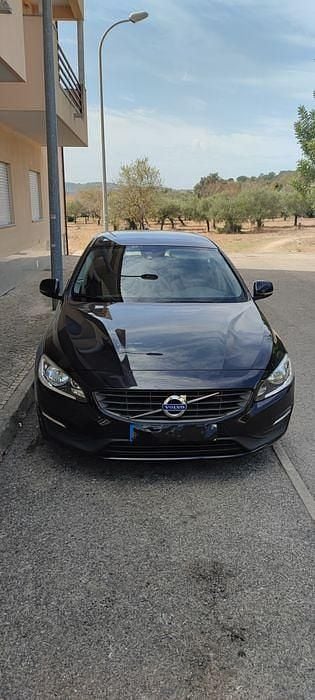 Usado 2016 Volvo V60 Carrinha | € 12.000 - Imagem 1/4