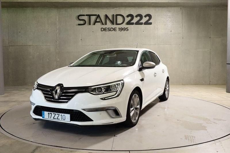 Branco Usado 2020 Renault Mégane GT Line GT-Line | € 17.890 (Preço justo) - Imagem 1/4