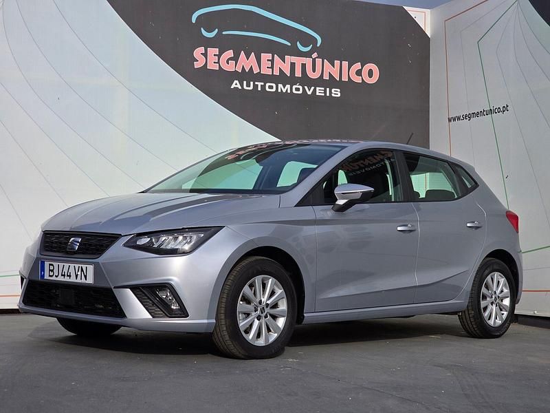 Cinza Usado 2024 Seat Ibiza Style | € 19.490 (Preço justo) - Imagem 1/4
