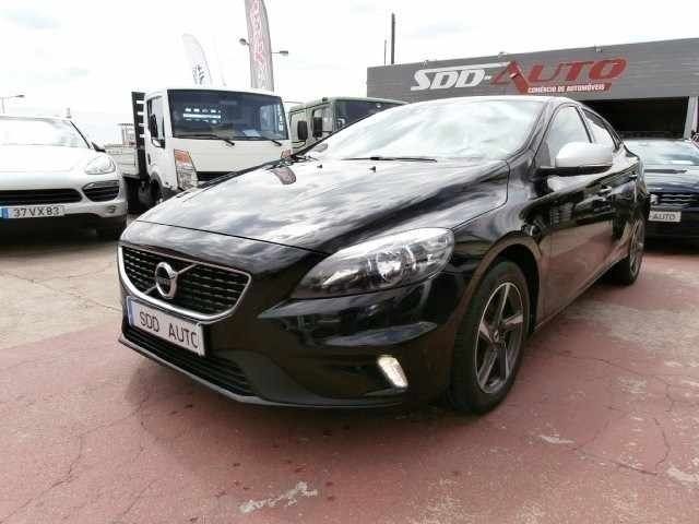Preto Usado 2017 Volvo V40 R-Design Carrinha | € 17.800 (Preço elevado) - Imagem 1/4