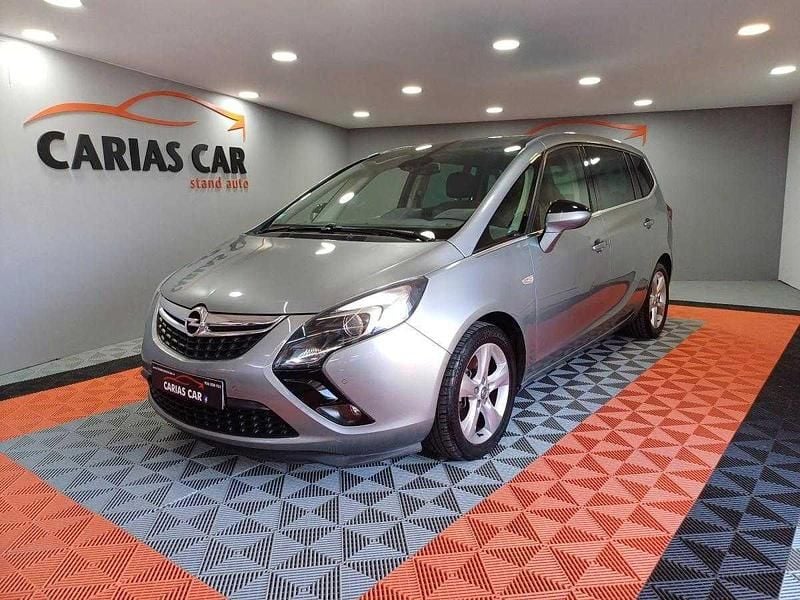 Cinza Usado 2014 Opel Zafira Dynamic Monovolume | € 11.990 (Preço justo) - Imagem 1/4